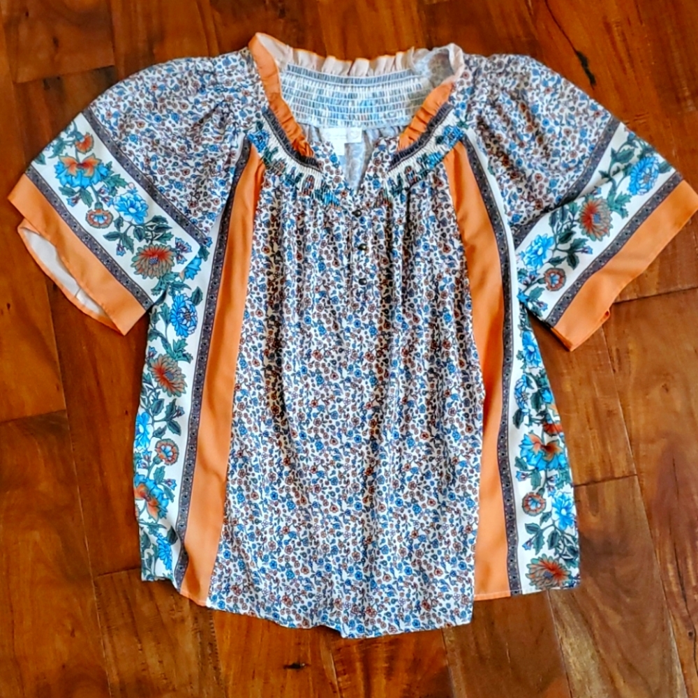 Weekend top size Medium orange, blue